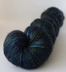 4 Ply Fingering Weight: Yarnfloozy - Sage - Sodalite