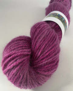 Yarnfloozy: Yarnfloozy - Brushtail 8 Ply - Tourmaline