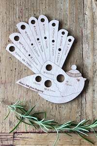 Burnt Hill Yarn Company - Piwakawaka Fantail Needle Gauge - Wooden