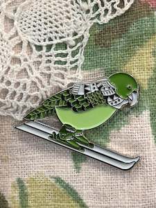 Burnt Hill Yarn Company - Skiing Kea Enamel Pin