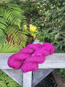 Floral - High Twist Merino Yarn - Kiwiyarn-a