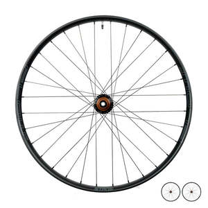 Wheels: FLOW MK4 ON HOPE PRO 5 - 29" WHEELSET