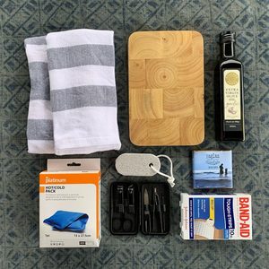 Products: Leaving Home Gift Box