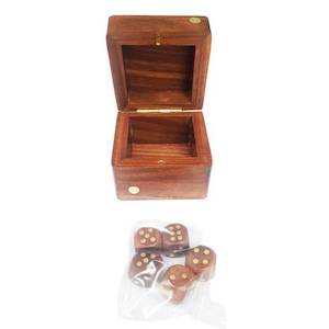 Games: Wooden Dice Set