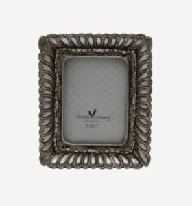 Photo Frames: Photo Frame - Fanned Rectangle