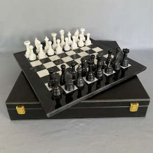 Games: CHESS SET Black/White