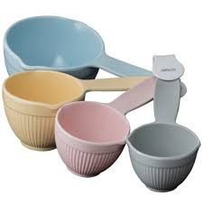 Baking: AVANTI Ribbed Measuring Cups