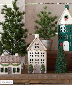 Tea Light Houses: Christmas Tea Light House Stone with Pots Medium