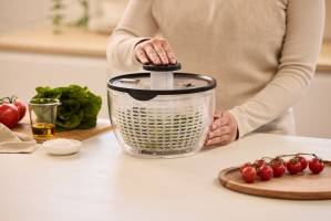 MAXWELL & WILLIAMS KITCHEN CORE - Pump Salad Spinner