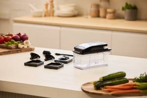 Kitchen Gadgets: MAXWELL & WILLIAMS KITCHEN CORE - Multi Chopper