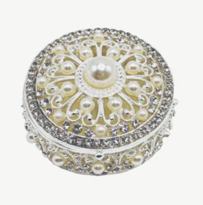 Round Trinket Box with Pearl