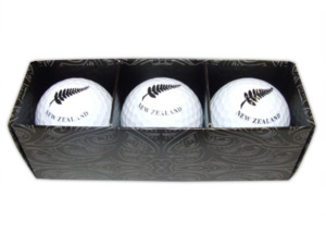 Souvenirs: NZ Golf Balls - 3 Pack