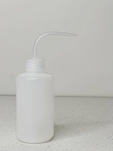 Products: Lash Rinsing Bottle - Gigi Lash Studio & Academy