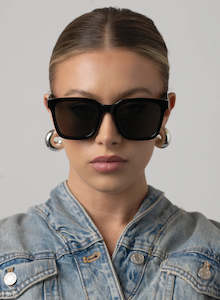 Otra Eyewear: Fyn sunglasses black / green