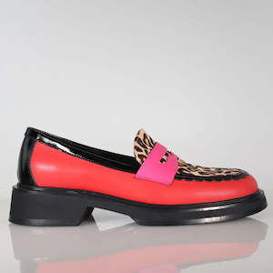 Showtime - Let's Get Wild