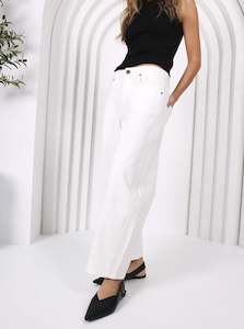 Jeans: Toni Barrel Jean - White