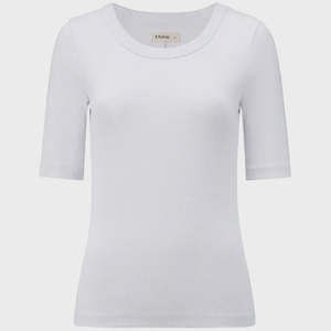 Mezz Tee- white