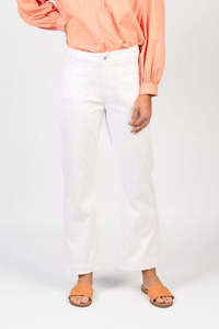 Straight Leg Ankle Grazer Jean w Front Patch Pockets - White Denim