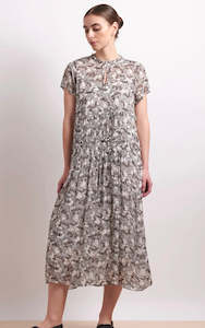 In Print Dress / Petal Print