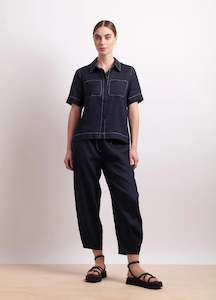 Neris: In Contrast Pant - Indigo