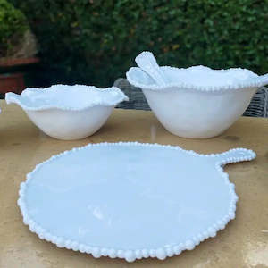 Le Forge: Melamine Pearl Platter Round Handle - White
