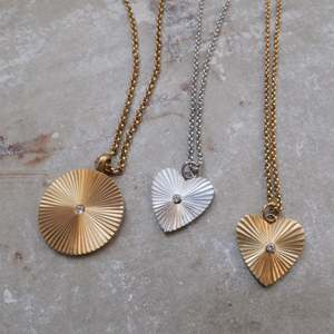 A C Oslo: 2046-0260 Pure Steel Heart Necklace Silver with CZ