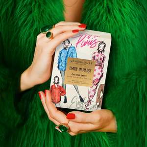 380g Candle - Oui Oui Emily - Nude Violette & Praline