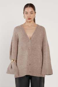 Zinnia Fluffy Cardigan - Mushroom