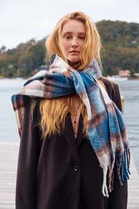 Sloane Check Scarf / Navy