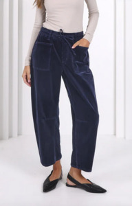 Monaco Jeans: Leo Barrel Jeans Corduroy - Smoke Navy -