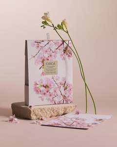 Scented Drawer Liners - Cotton Flower & Freesia
