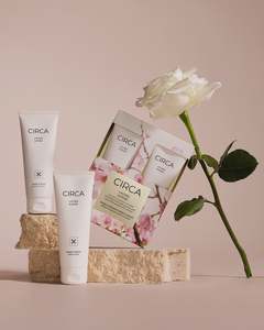 Under 50 Gifts: Hand Cream & Hand Scrub Mothers Day Gift Set - Lychee & Rose
