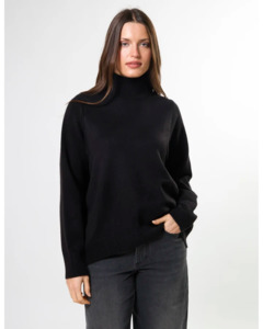 Knitwear: Skye Jumper / Black