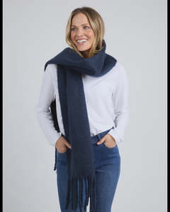 Comfy Scarf / Navy