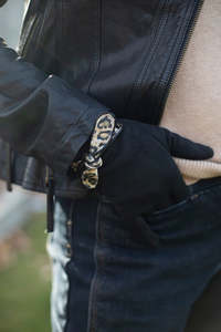 Leopard Bow Gloves