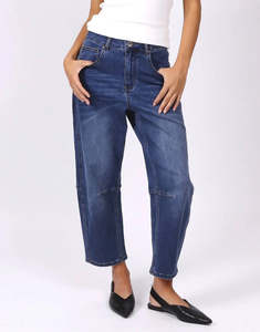Jeans: Toni Barrel / Blue