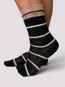 Under 50: Double Stripe Frill Sock - Black