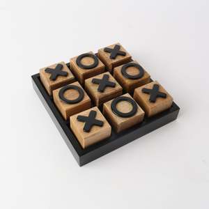 Gifts: Tic Tac Toe 15cm x 15cm -Black + Natural