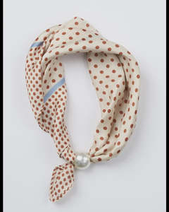 Stella Gemma: Scarf With Pearl / Red Spot