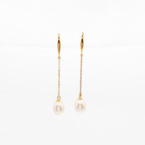 Earrings: Pearl Droplet Earrings