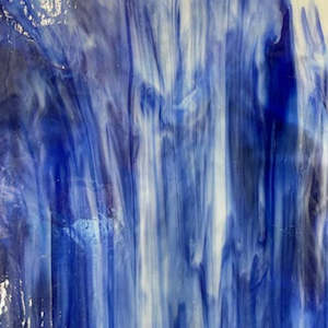 Wissmach Wisspy Opal: Cobalt Blue / Light Wispy White MO