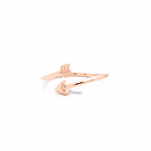 Toe Rings: Arrow Toe Ring - Rose Gold