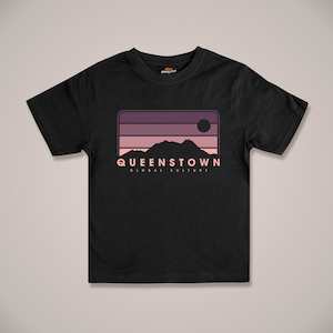 Kids T Shirts: Queenstown Mountain Kids T-Shirt