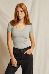 Perfect White Tee: Perfect White Tee Avril Short Sleeve U Neck - Heather Grey