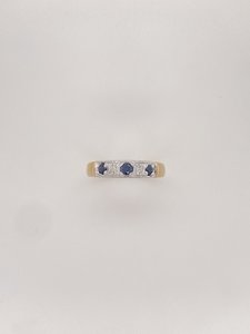 Products: Diamond & Sapphire Ring - Global Diamonds