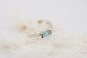 Aquamarine White Gold Ring - Global Diamonds