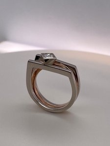 9ct White And Rose Gold Dress Ring - Global Diamonds