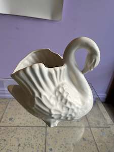All: Crown Lynn Swan