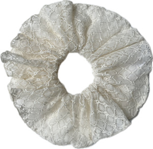 Accessories: Scrunchie ~ Diamond Lace