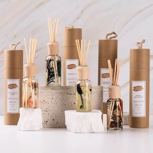 Diffusers: Reed Diffuser with Flowers Herbarium Flower Diffuser 50ml